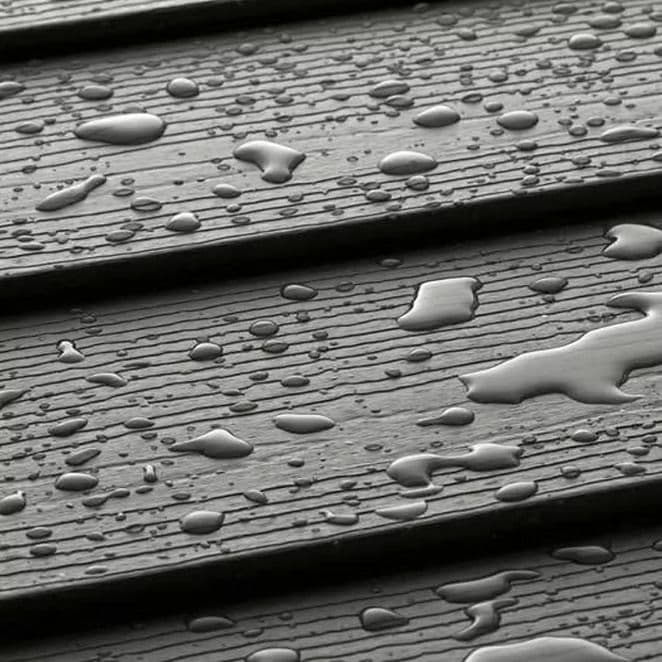 siding-water-droplets