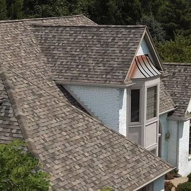 asphalt-roof-installation