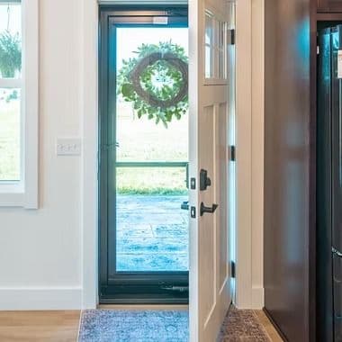 storm-door---spectrum