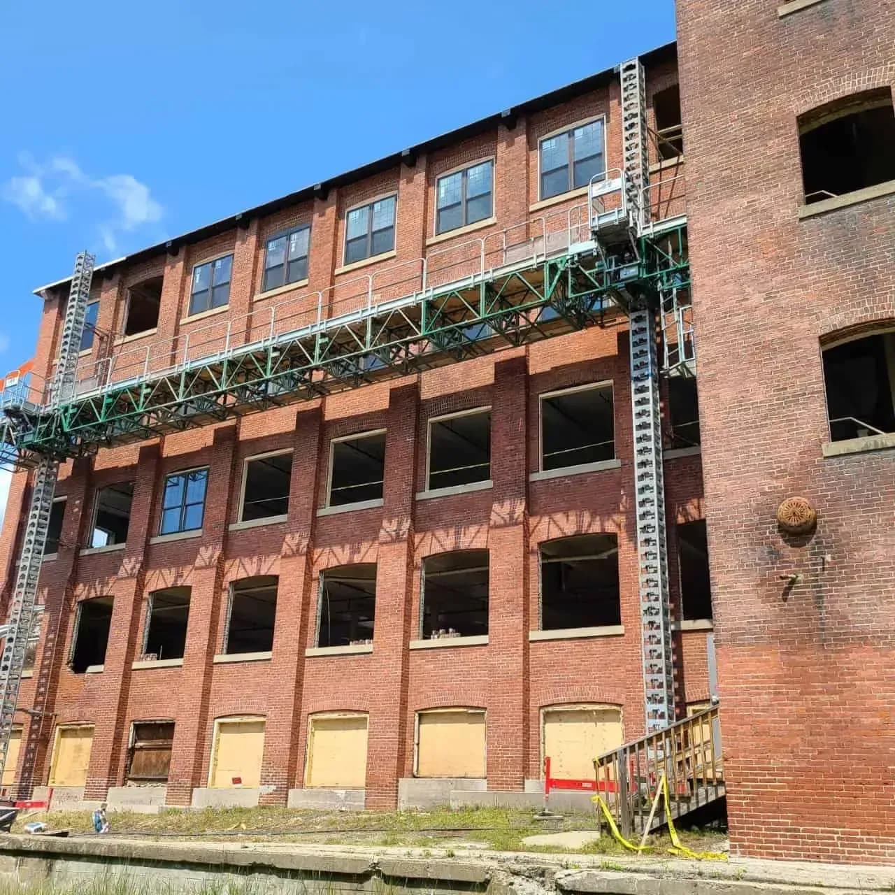 brick building 2